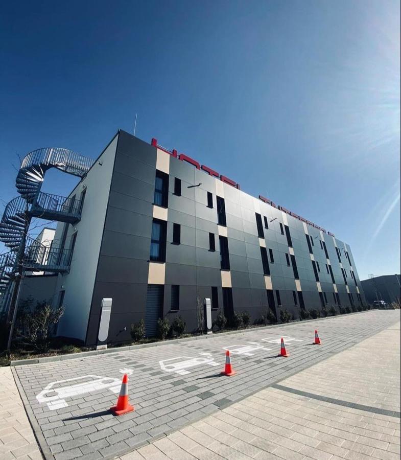 Intergroup Business & Design Hotel Ingolstadt Kosching Exteriör bild