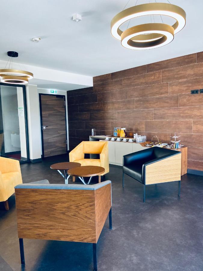 Intergroup Business & Design Hotel Ingolstadt Kosching Exteriör bild