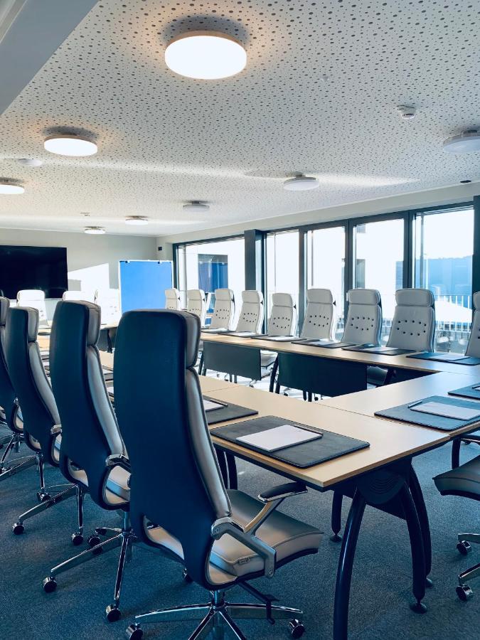 Intergroup Business & Design Hotel Ingolstadt Kosching Exteriör bild